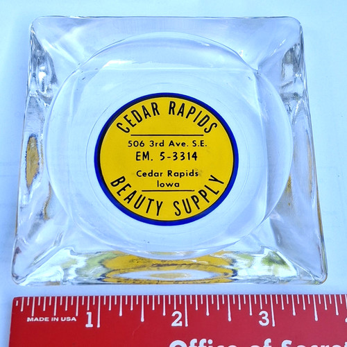 Vintage cedar rapids beauty - vintage,